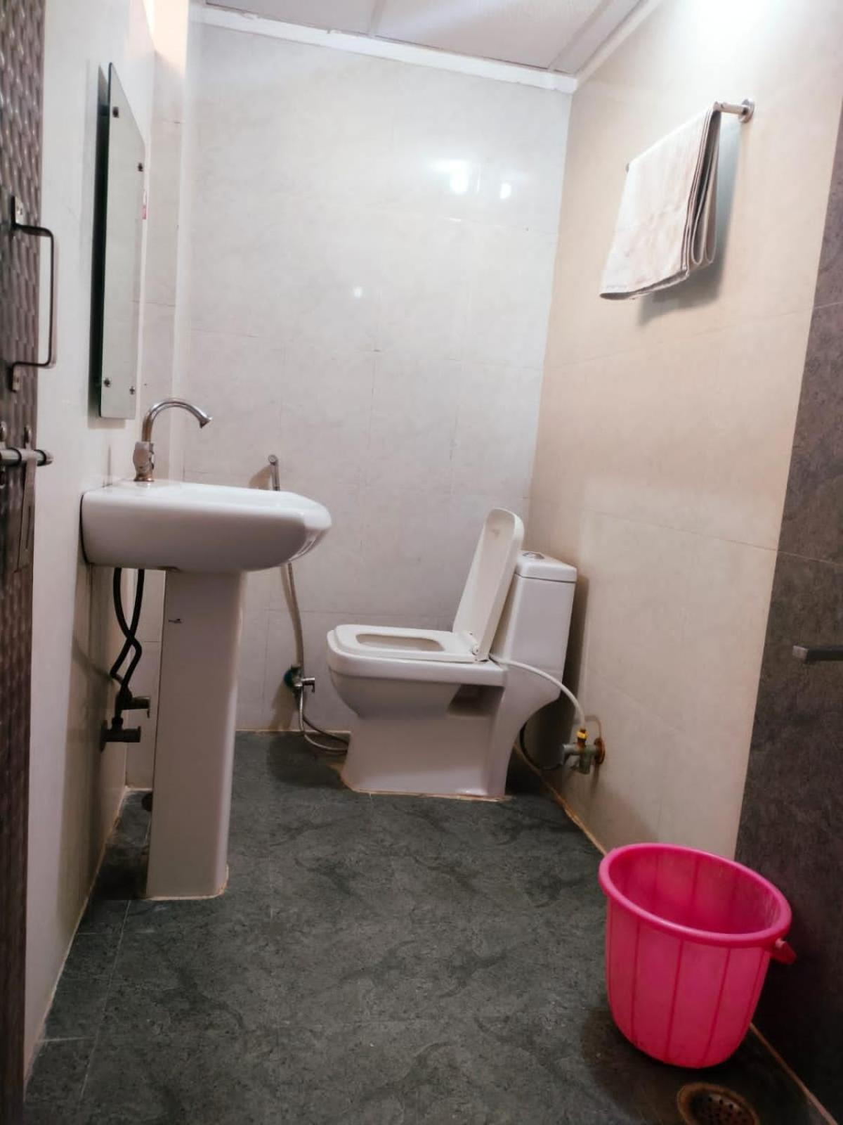 The Rejoice Hotel & Guesthouse Greater Noida Exterior photo